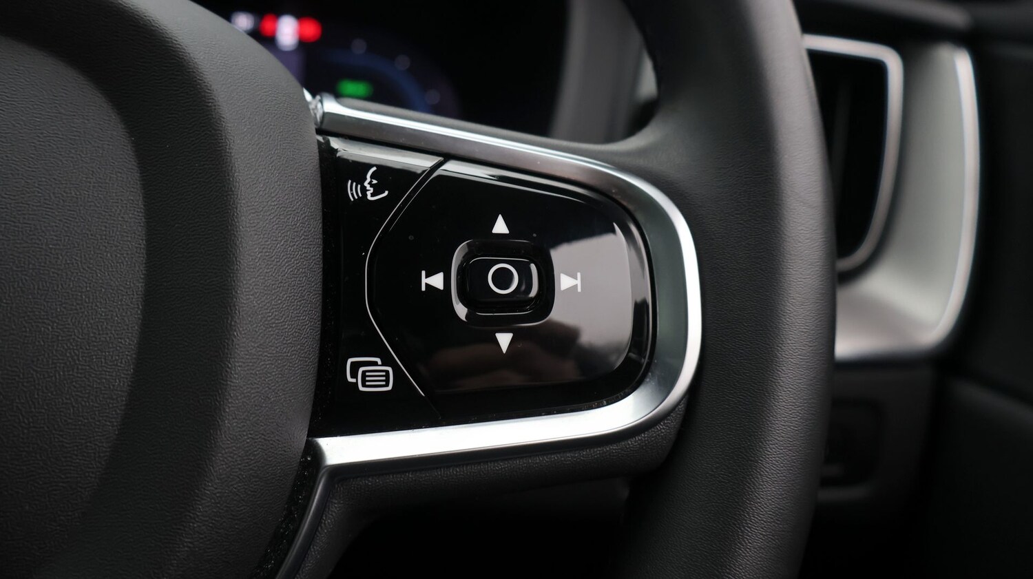 Used Volvo XC60 2021 for sale - 77896073: Photo 24