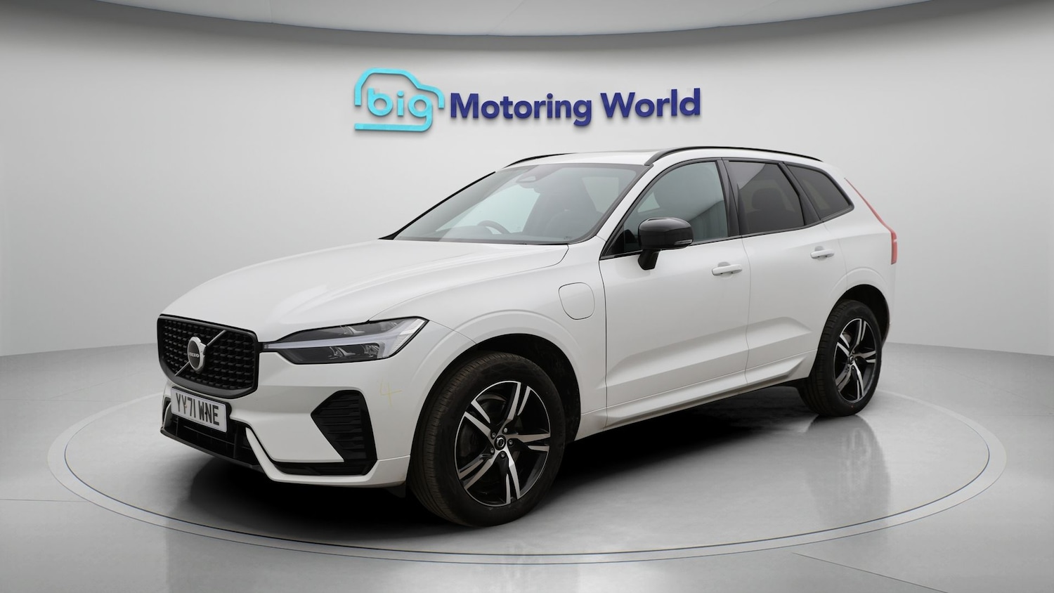 Used Volvo XC60 2021 for sale - 77896073: Photo 3