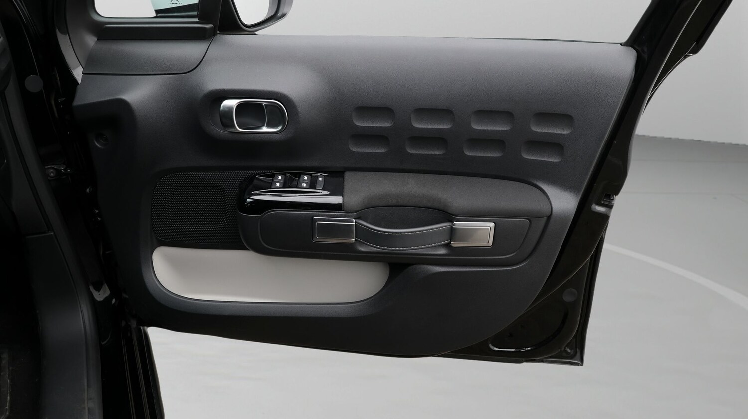 Used Citroen C3 for sale - 77184082: Photo 15