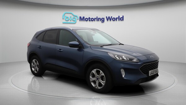 Used Ford Kuga 2022 for sale - 75127195: Photo 2