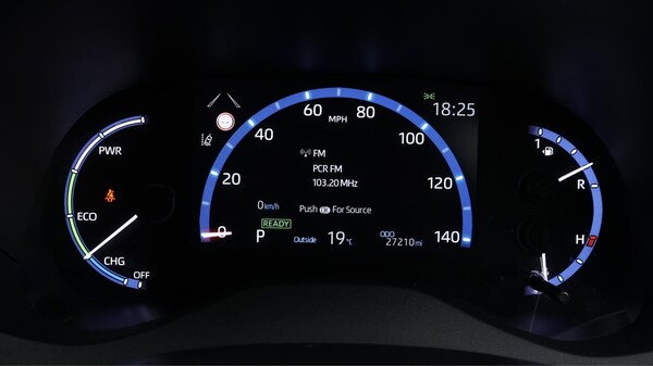 Used Toyota Yaris Cross 2022 for sale - 76246890: Photo 11