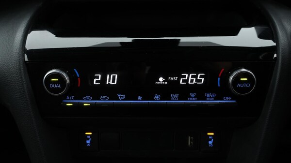 Used Toyota Yaris Cross 2022 for sale - 76246890: Photo 13
