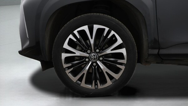 Used Toyota Yaris Cross 2022 for sale - 76246890: Photo 19