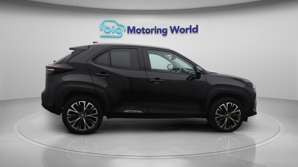 Used Toyota Yaris Cross 2022 for sale - 76246890: Photo 9