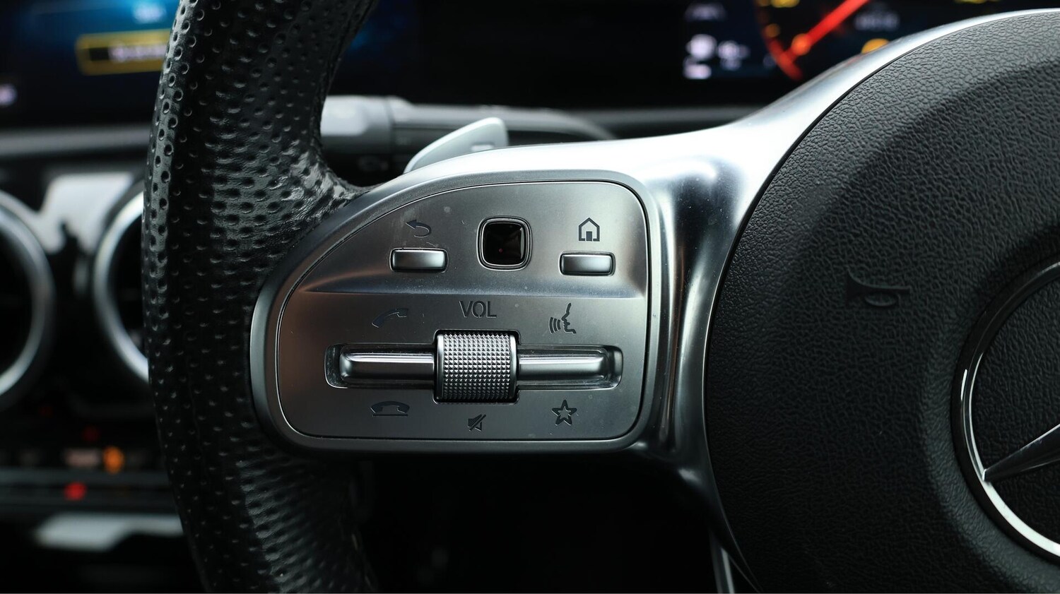 Used Mercedes-Benz CLA 2019 for sale - 76166538: Photo 16