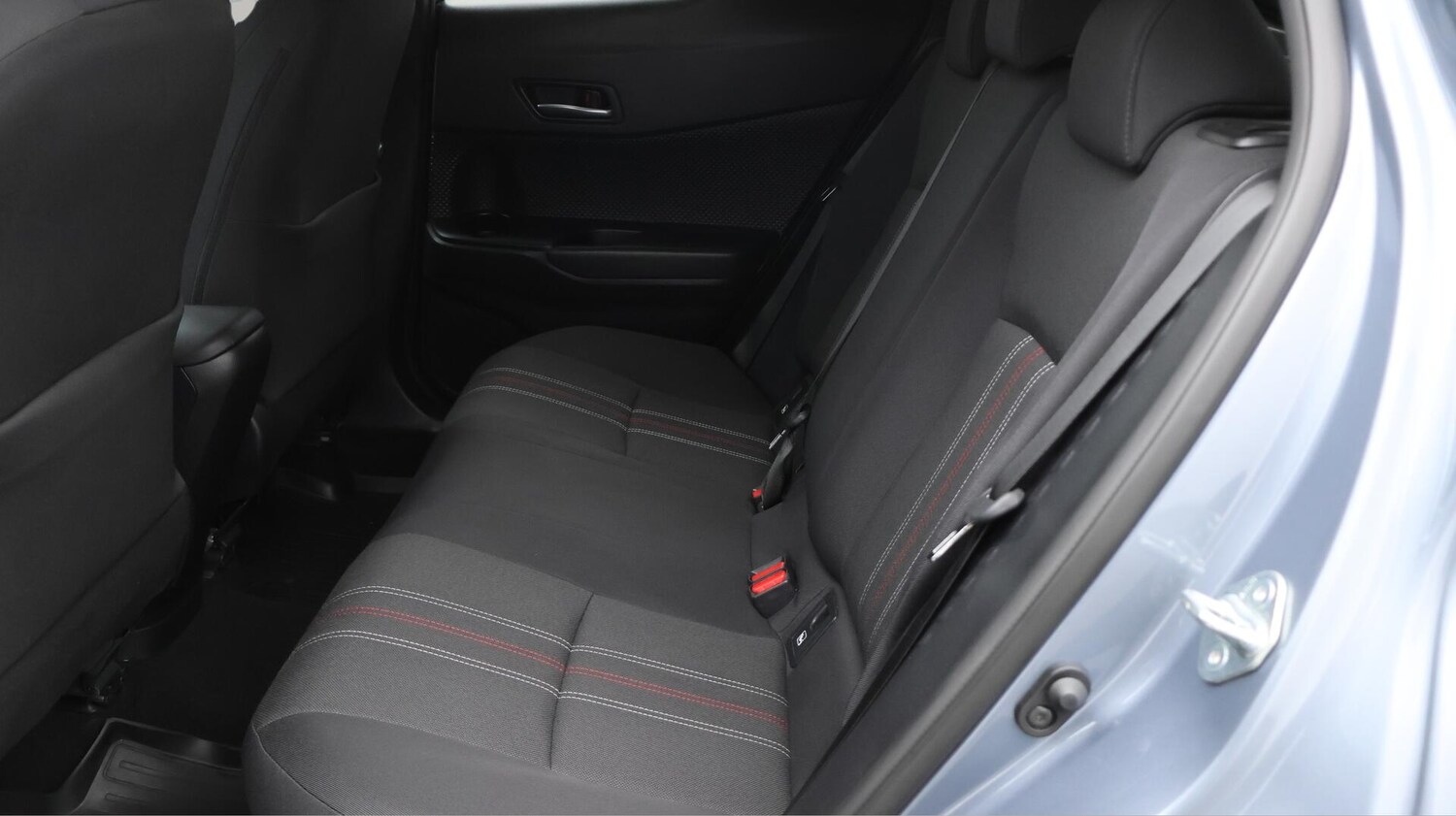 Used Toyota C-HR 2023 for sale - 75926935: Photo 17