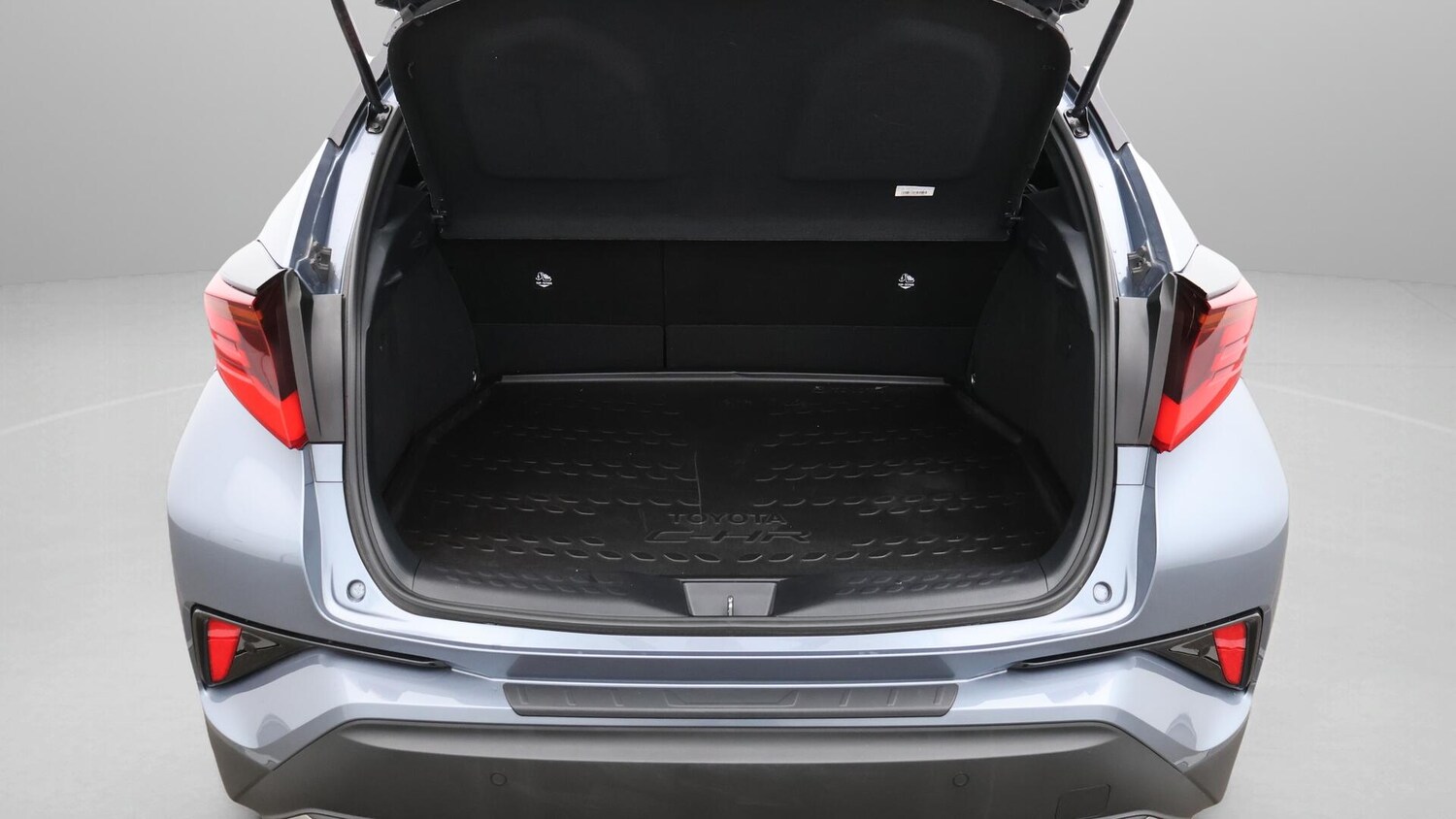 Used Toyota C-HR 2023 for sale - 75926935: Photo 18