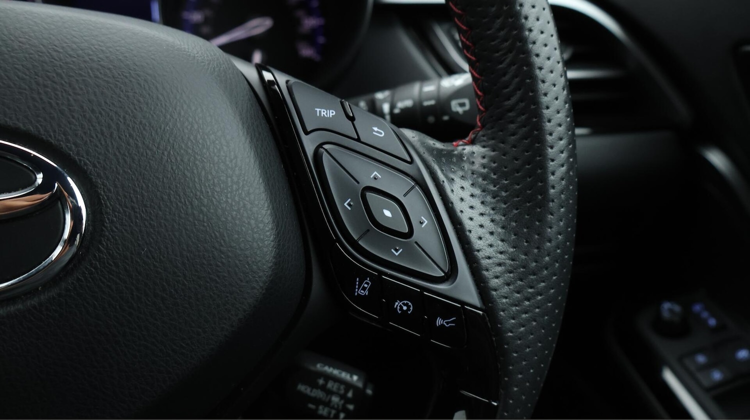 Used Toyota C-HR 2023 for sale - 75926935: Photo 26