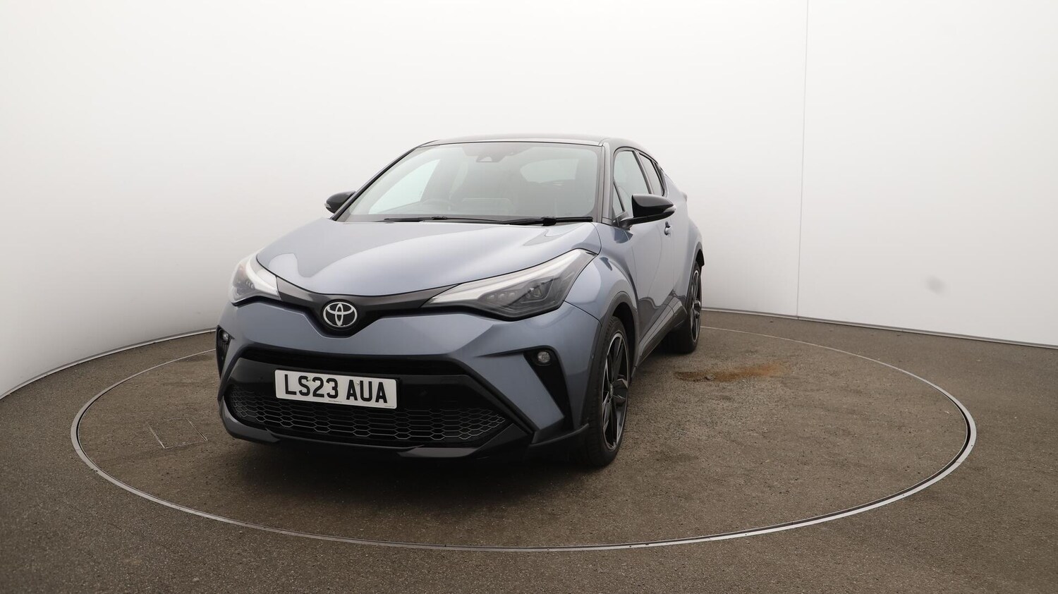 Used Toyota C-HR 2023 for sale - 75926935: Photo 39