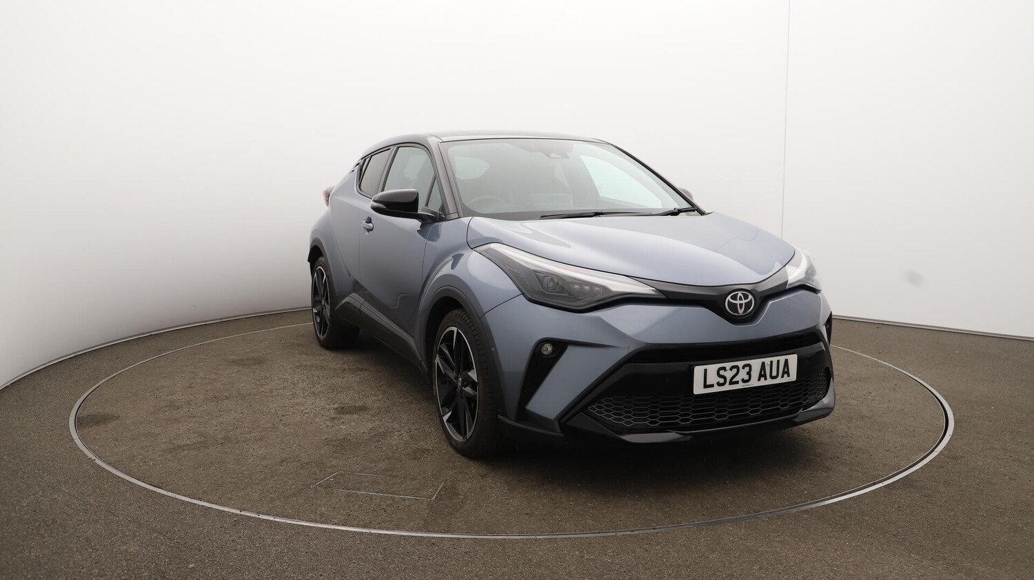 Used Toyota C-HR 2023 for sale - 75926935: Photo 43