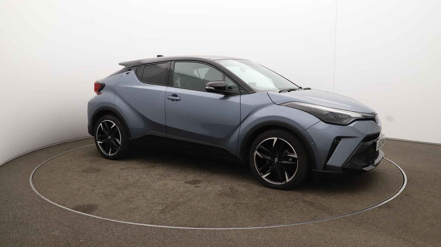 Used Toyota C-HR 2023 for sale - 75926935: Photo 46
