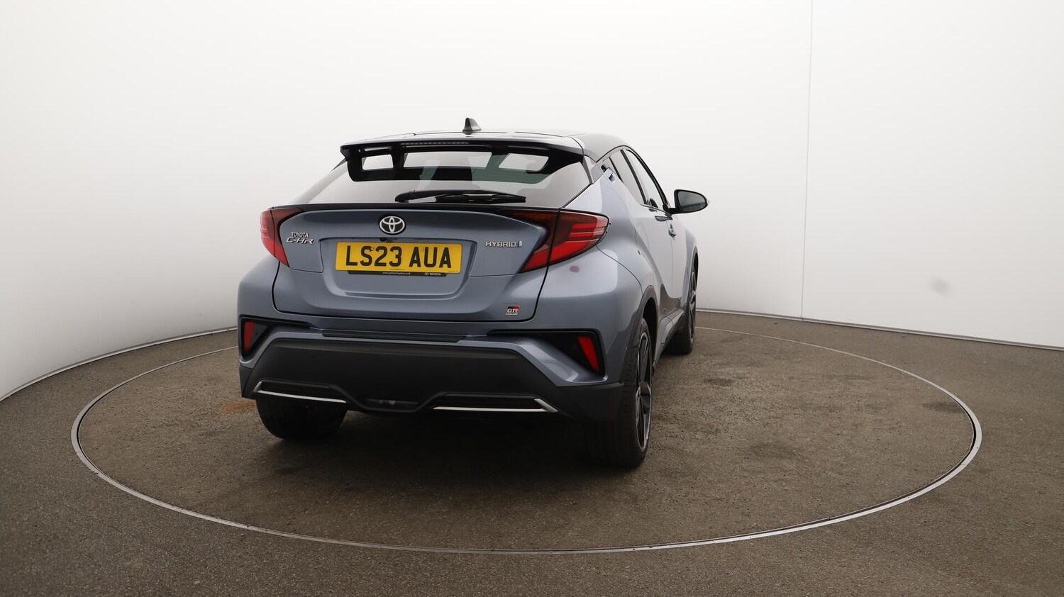 Used Toyota C-HR 2023 for sale - 75926935: Photo 57