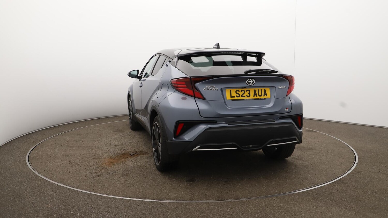 Used Toyota C-HR 2023 for sale - 75926935: Photo 61