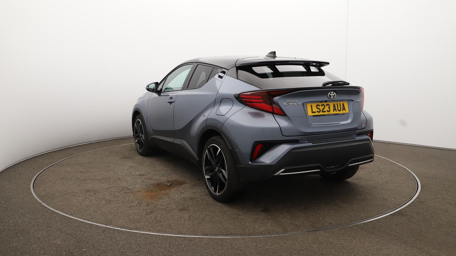 Used Toyota C-HR 2023 for sale - 75926935: Photo 62