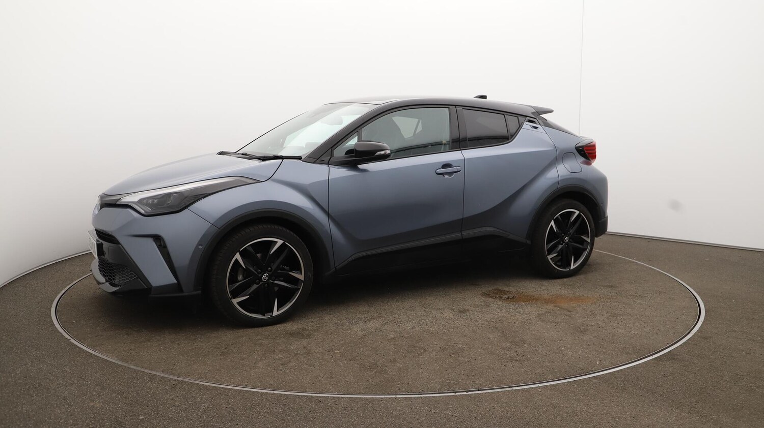 Used Toyota C-HR 2023 for sale - 75926935: Photo 68