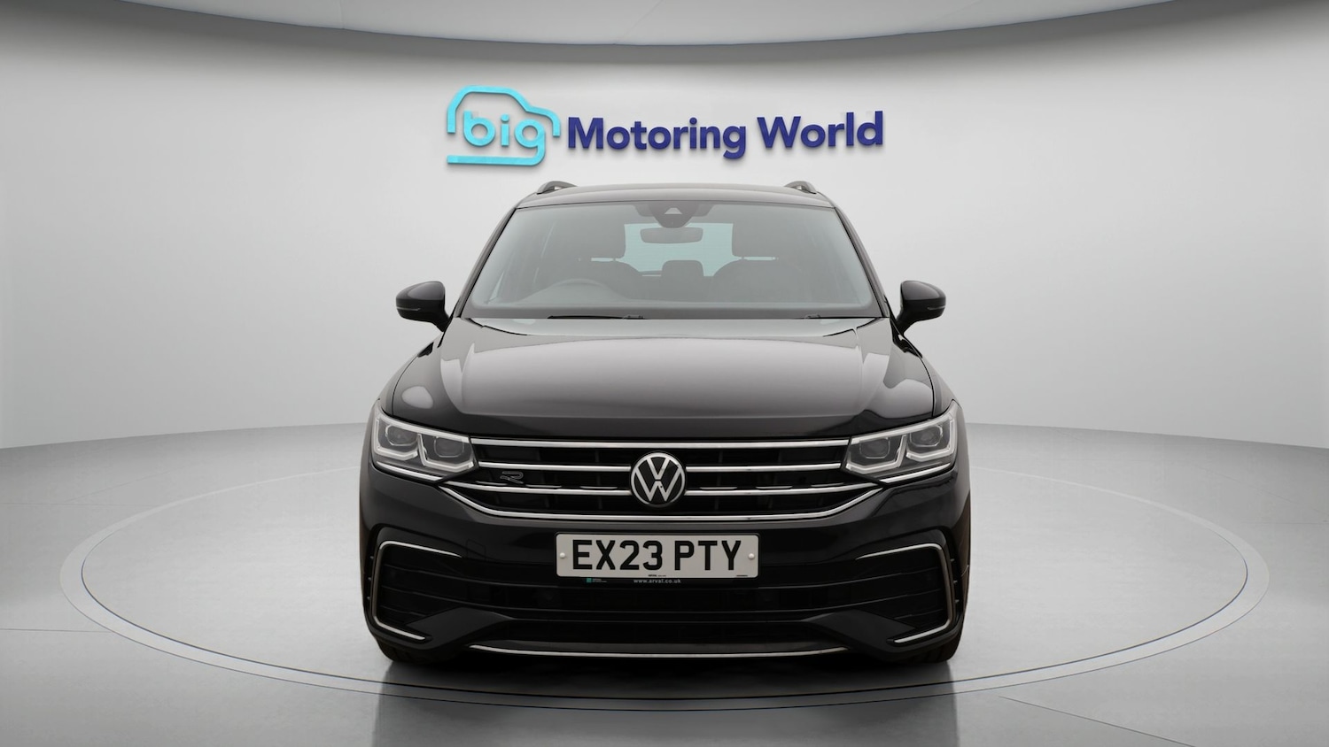 Used Volkswagen Tiguan for sale - 77864635: Photo 2