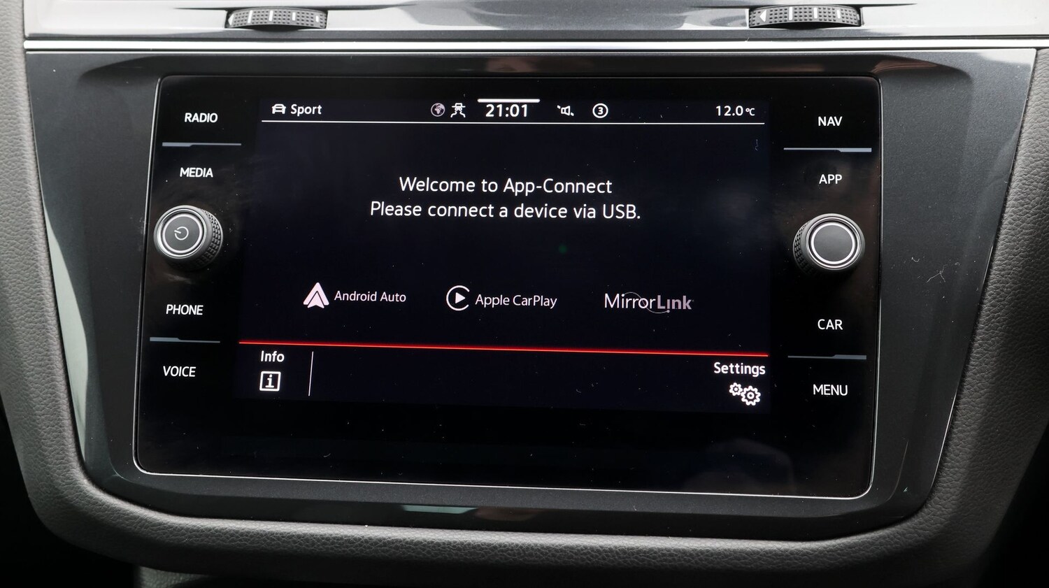 Used Volkswagen Tiguan for sale - 77864635: Photo 26