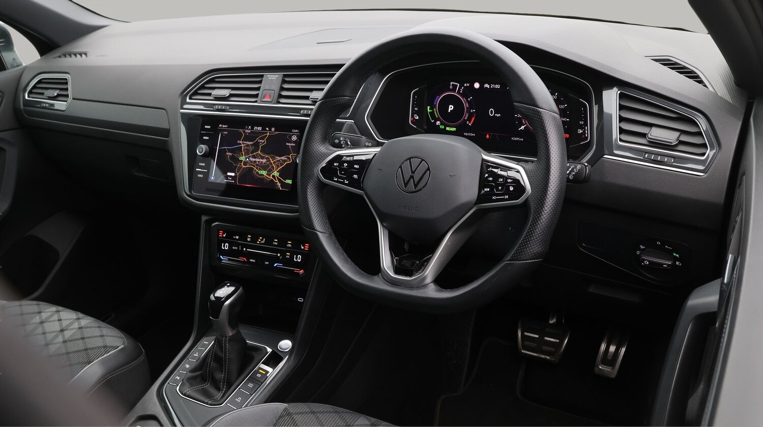 Used Volkswagen Tiguan for sale - 77864635: Photo 9