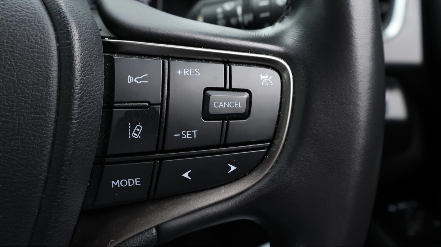 Used Lexus UX 2022 for sale - 76572848: Photo 25