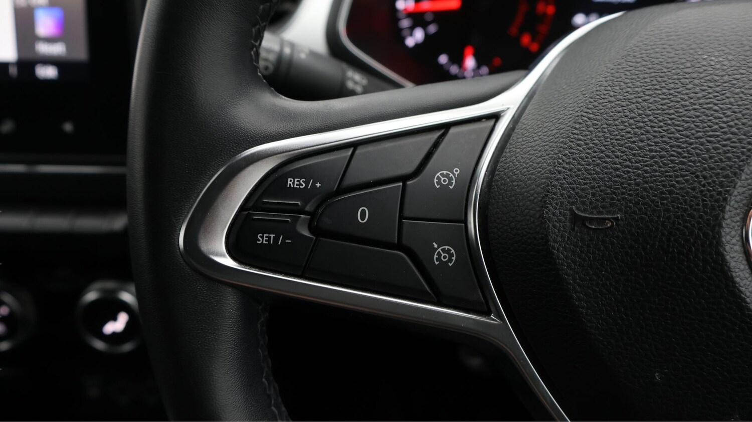 Used Renault Captur 2020 for sale - 77931895: Photo 22