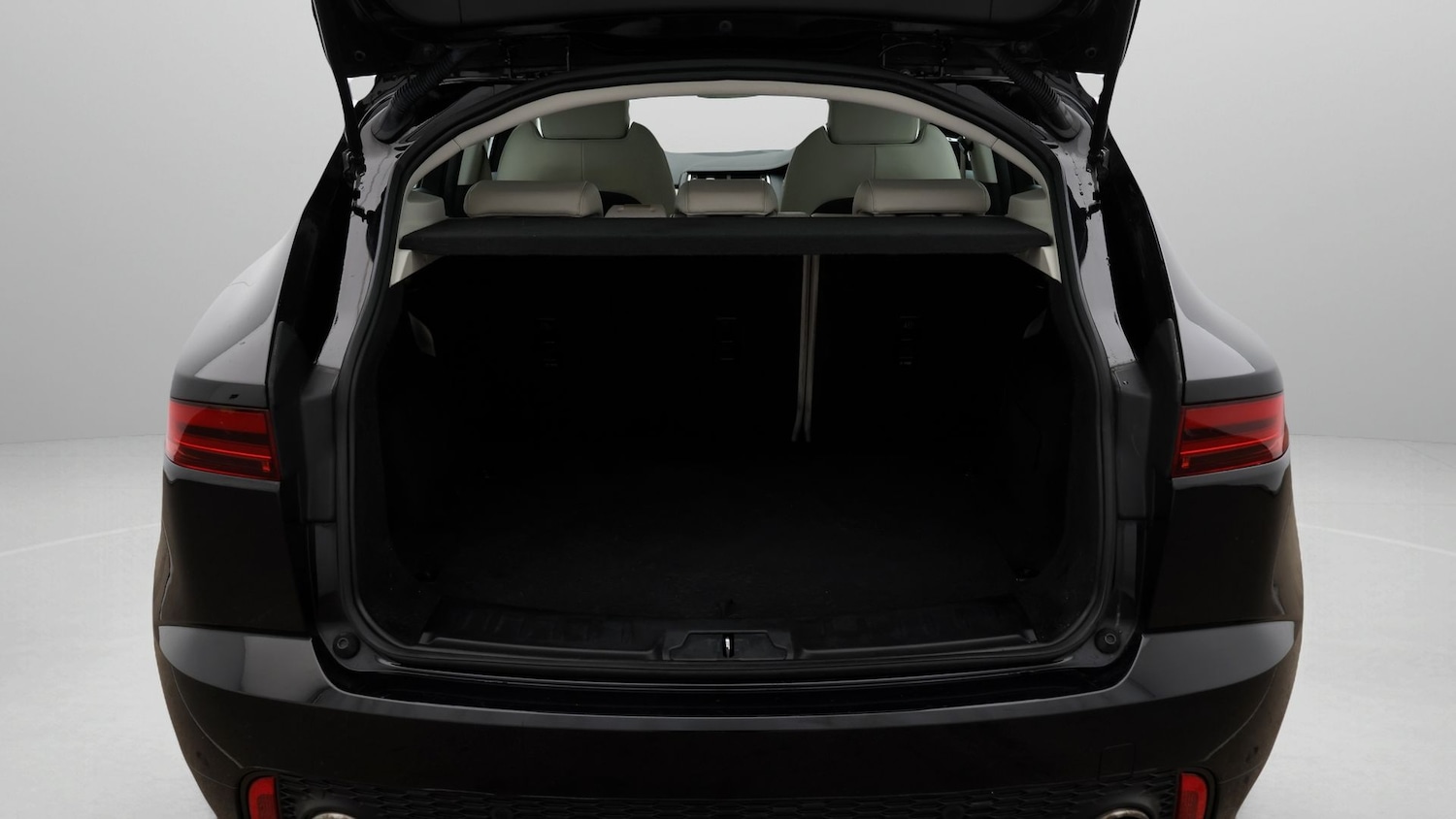 Used Jaguar E-Pace 2020 for sale - 77128982: Photo 17