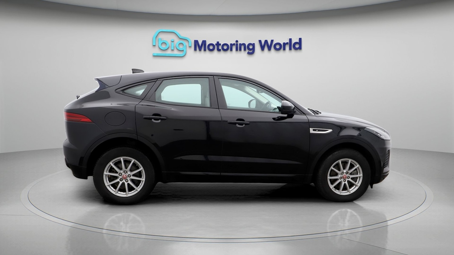 Used Jaguar E-Pace 2020 for sale - 77128982: Photo 8