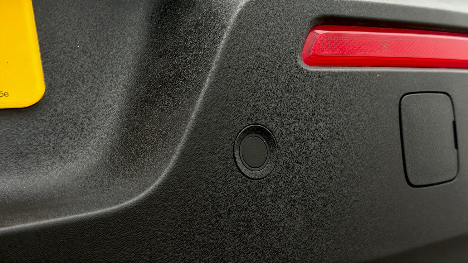 Used Volvo XC40 2025 for sale - 77921615: Photo 19