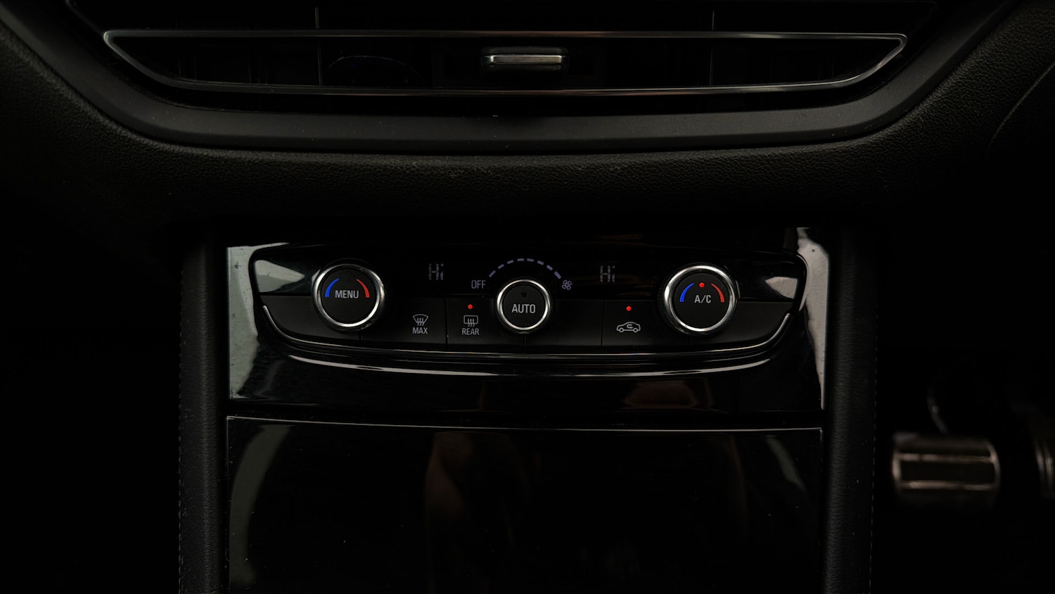 Used Vauxhall Grandland 2022 for sale - 77947226: Photo 11