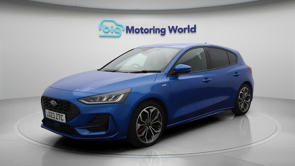 Used Ford Focus 2023 for sale - 76260375: Photo 4