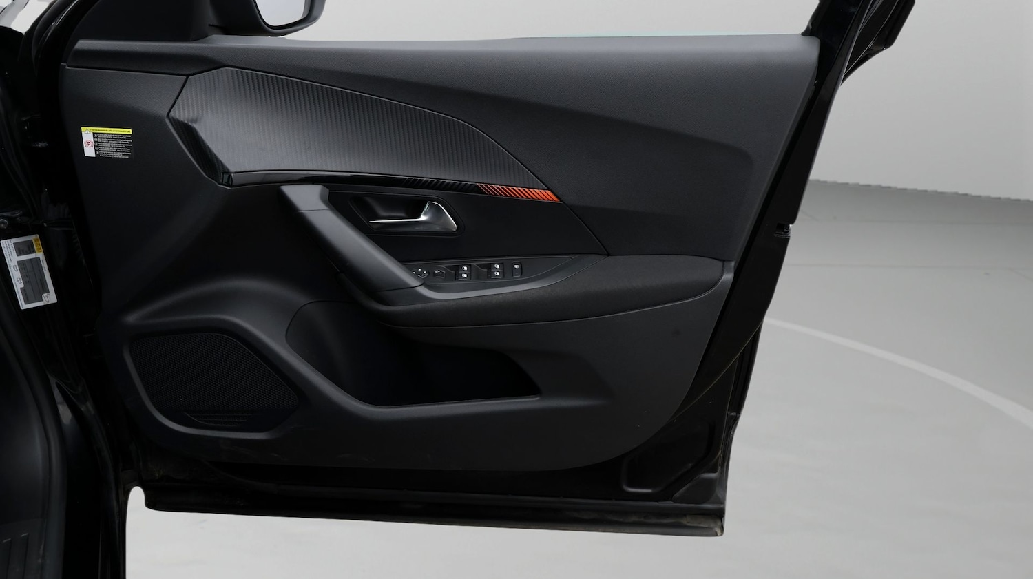 Used Peugeot E-2008 2023 for sale - 77345767: Photo 15