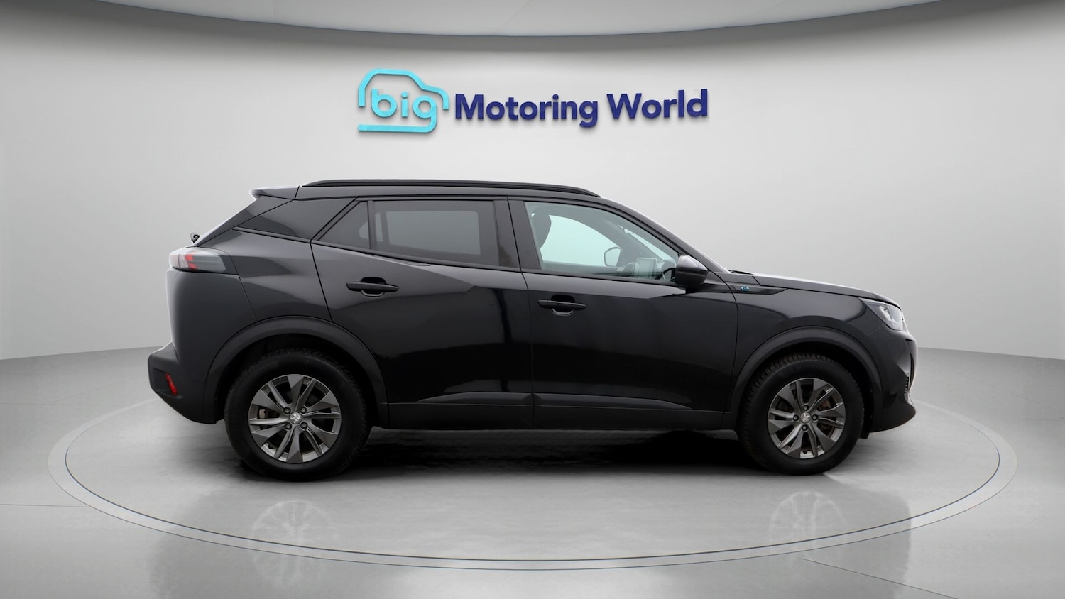 Used Peugeot E-2008 2023 for sale - 77345767: Photo 8