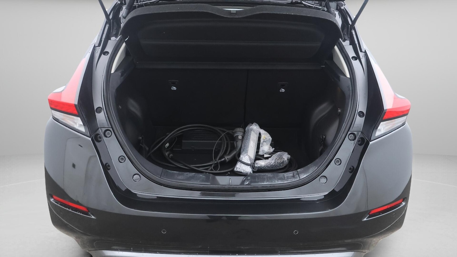 Used Nissan Leaf 2023 for sale - 76633636: Photo 18