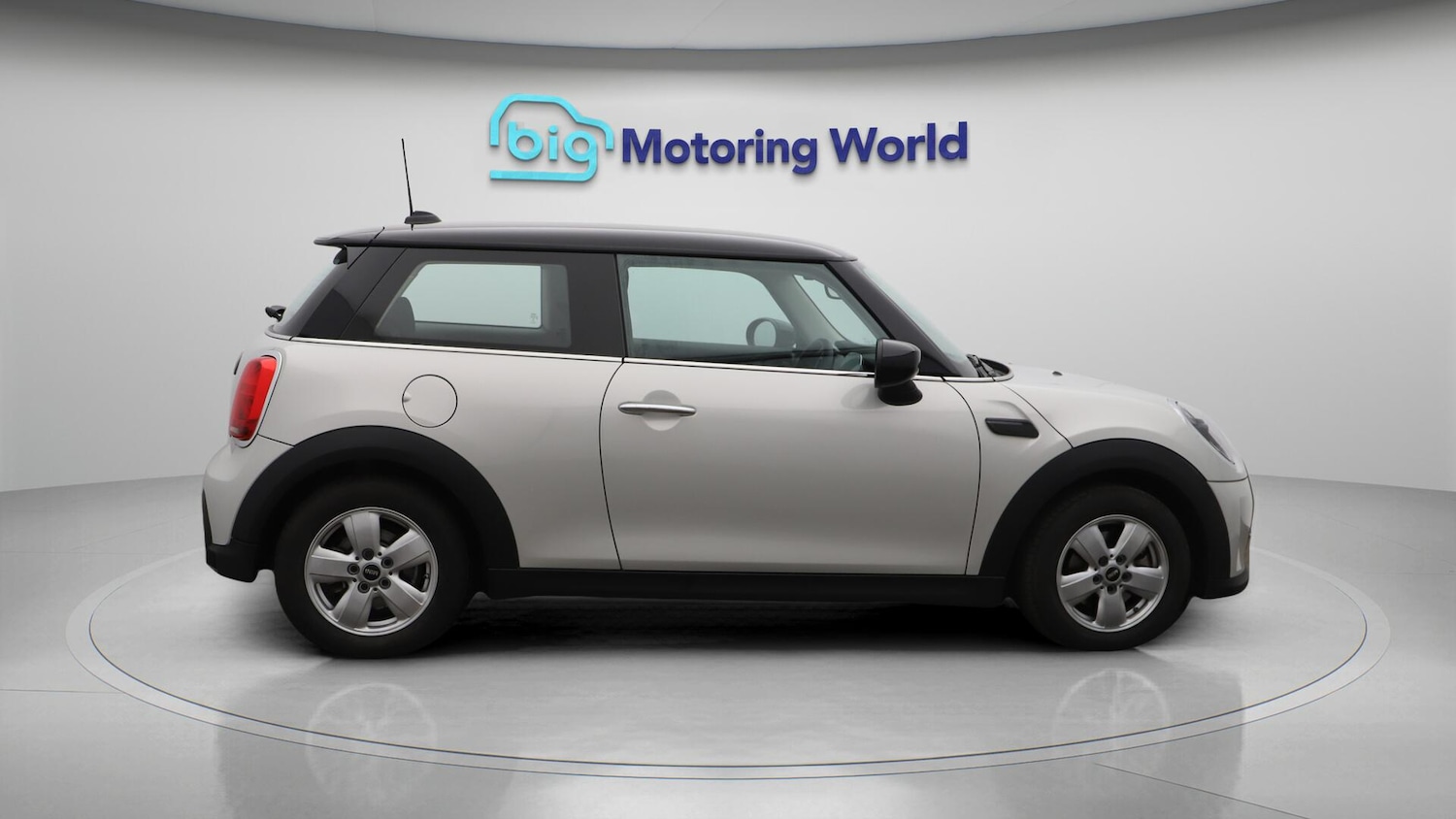 Used MINI Hatch 2022 for sale - 76714511: Photo 9