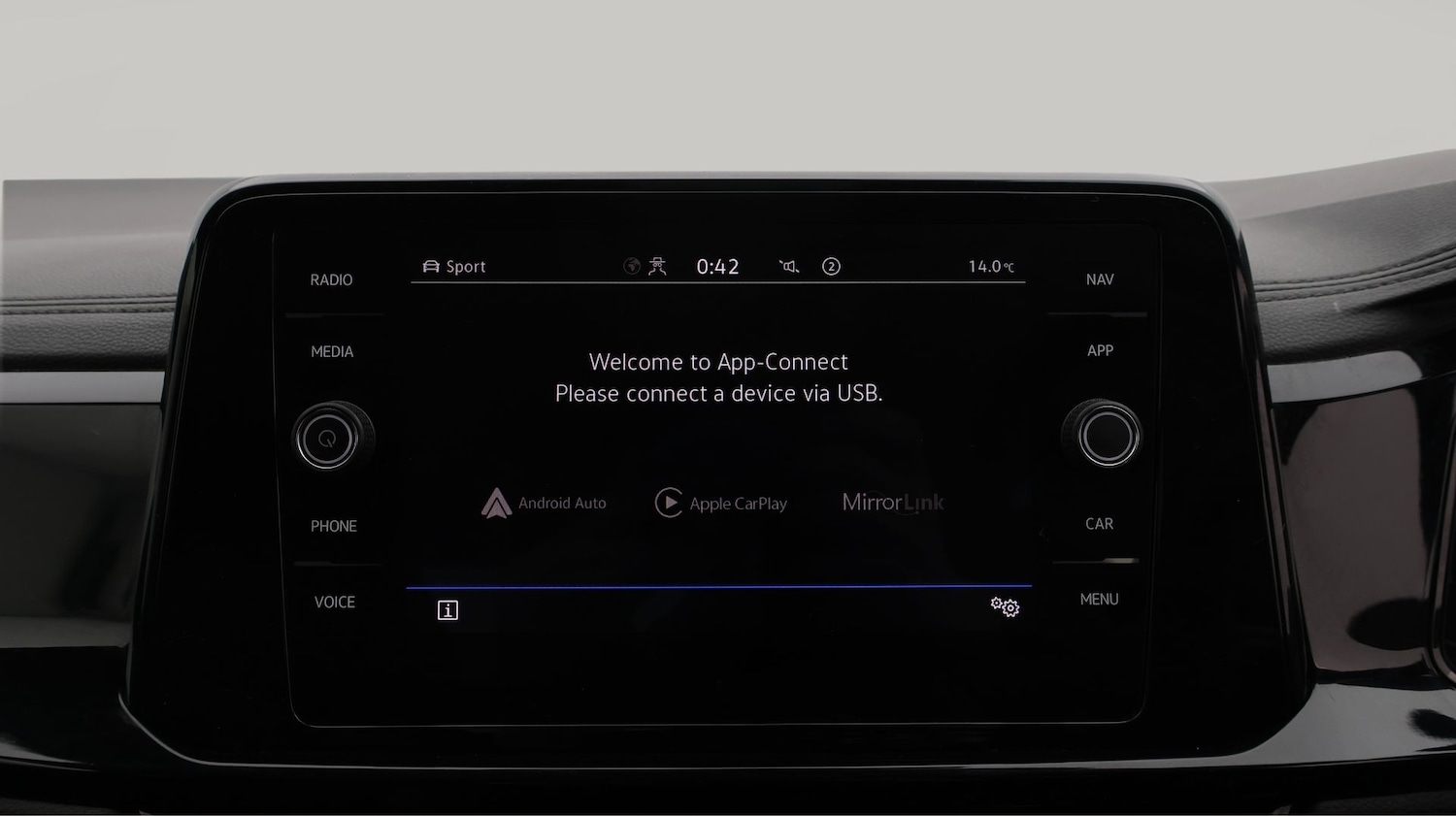 Used Volkswagen T-Roc 2023 for sale - 77532194: Photo 22