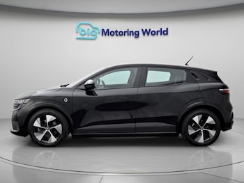 Used Renault Megane E Tech 2023 for sale - 79554819: Photo