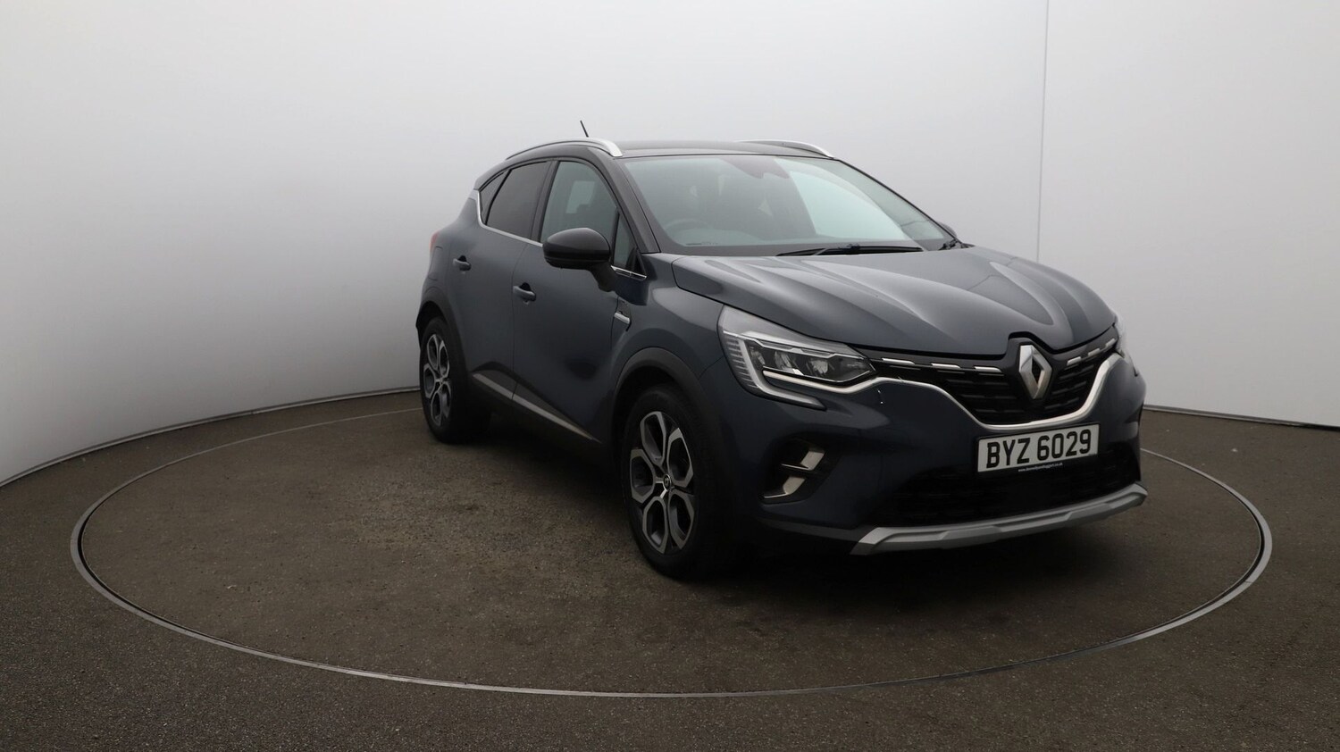 Used Renault Captur for sale - 76810173: Photo 33