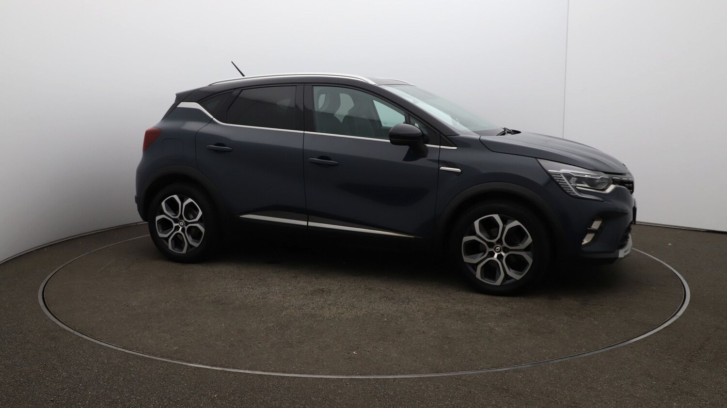 Used Renault Captur for sale - 76810173: Photo 37