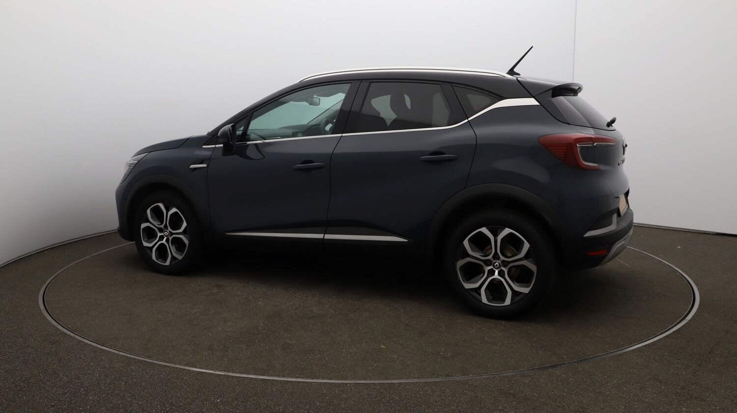 Used Renault Captur for sale - 76810173: Photo 38