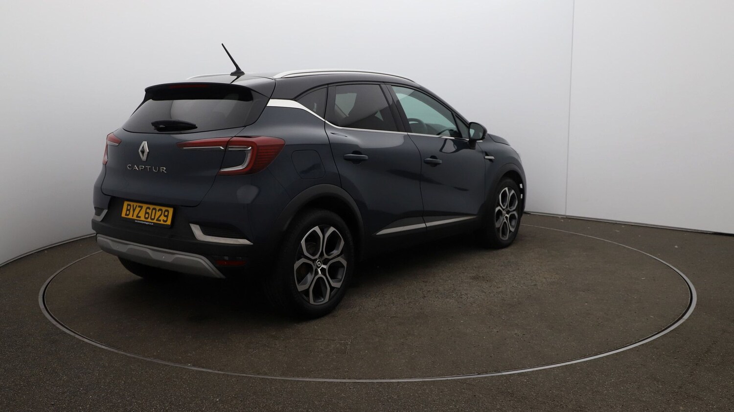 Used Renault Captur for sale - 76810173: Photo 45