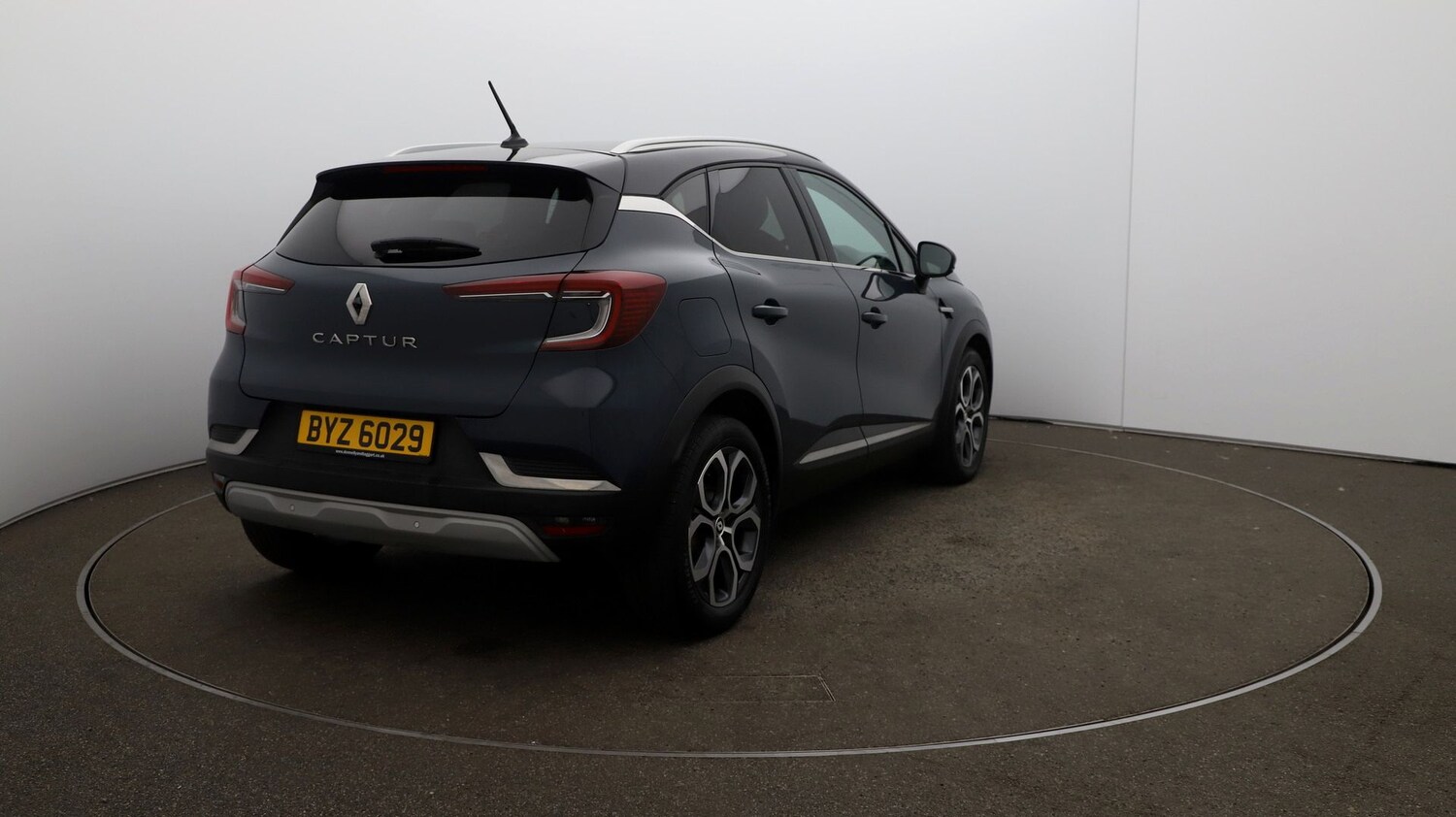 Used Renault Captur for sale - 76810173: Photo 46