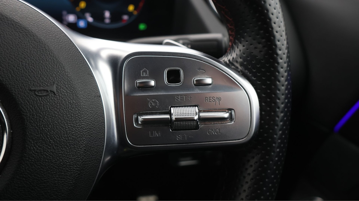 Used Mercedes-Benz GLA 2022 for sale - 77610560: Photo 22