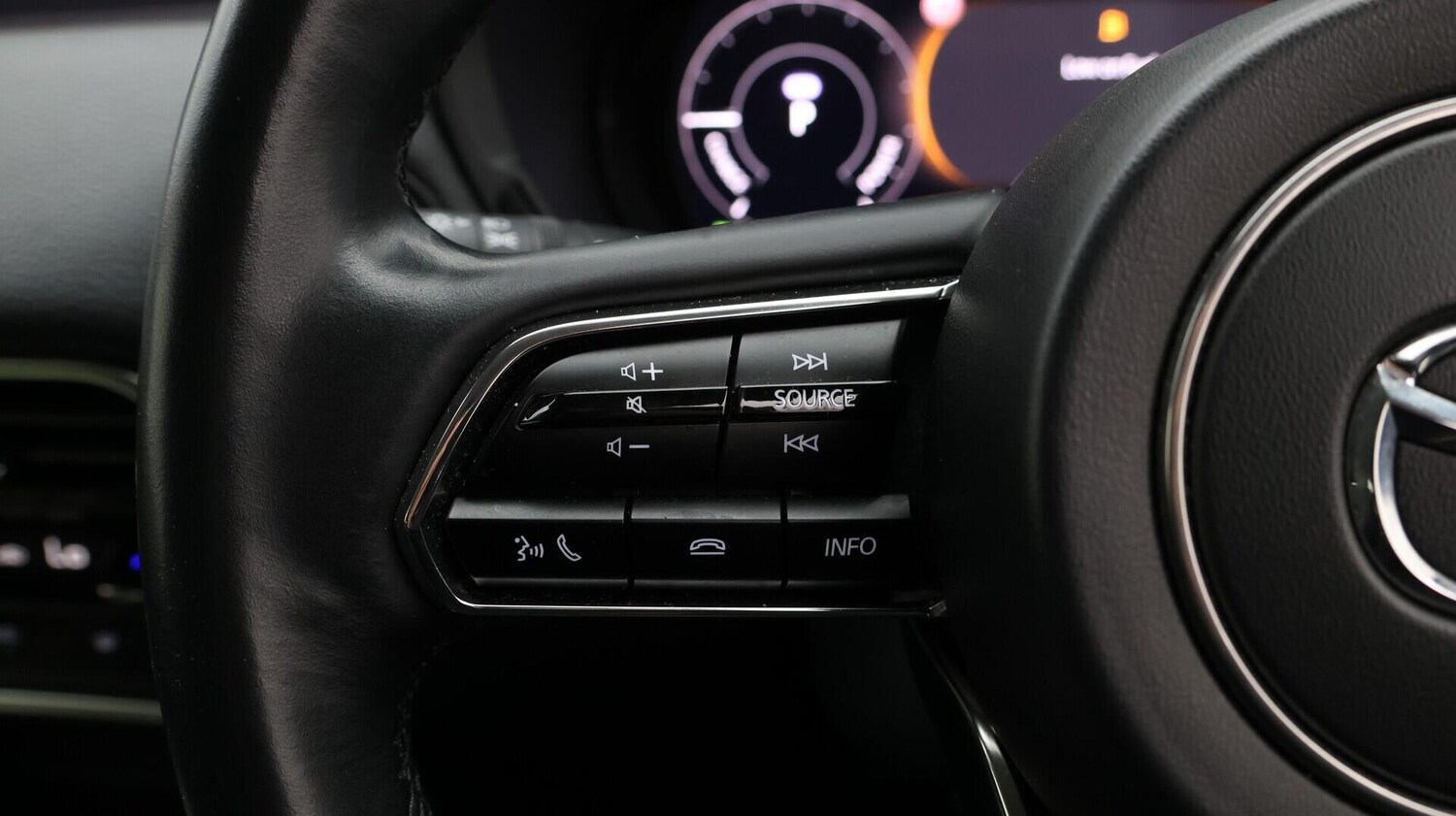 Used Mazda CX-60 2023 for sale - 76608052: Photo 24