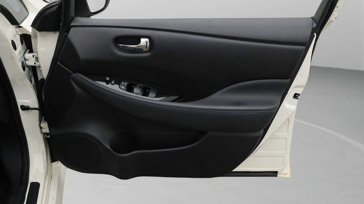 Used Nissan Leaf 2020 for sale - 76071612: Photo 23