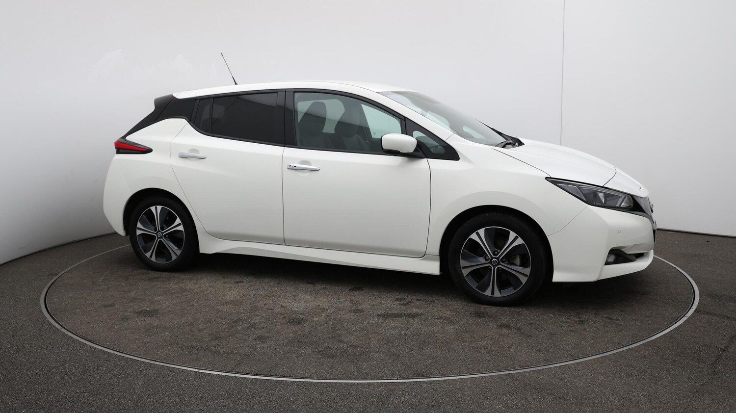 Used Nissan Leaf 2020 for sale - 76071612: Photo 32