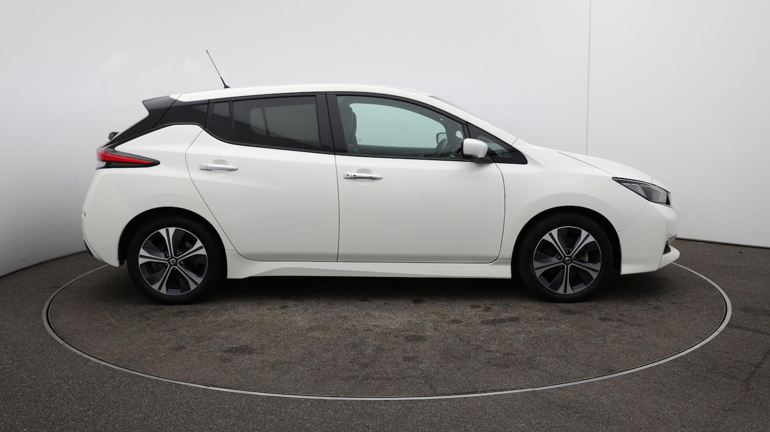 Used Nissan Leaf 2020 for sale - 76071612: Photo 38
