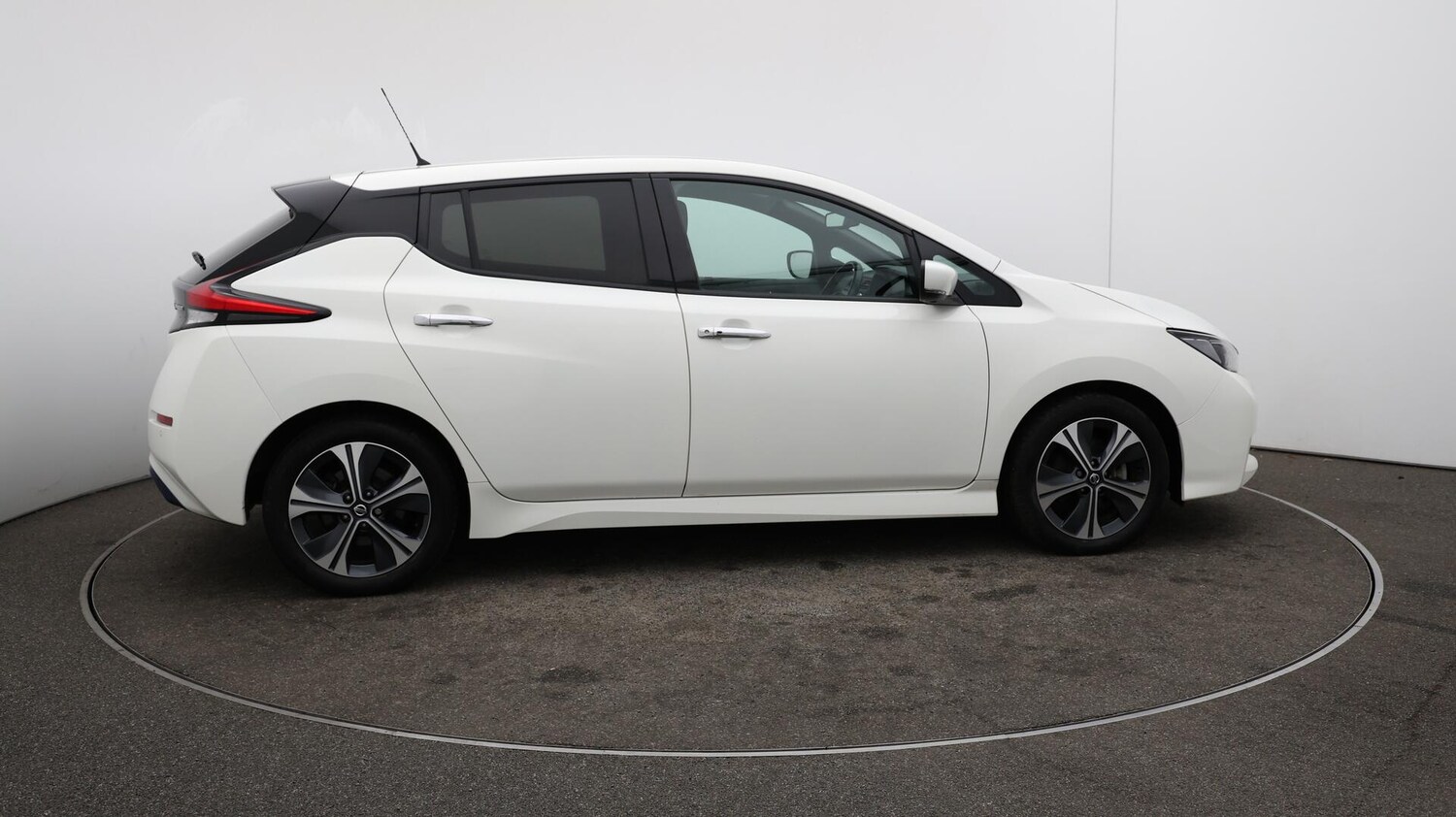 Used Nissan Leaf 2020 for sale - 76071612: Photo 40