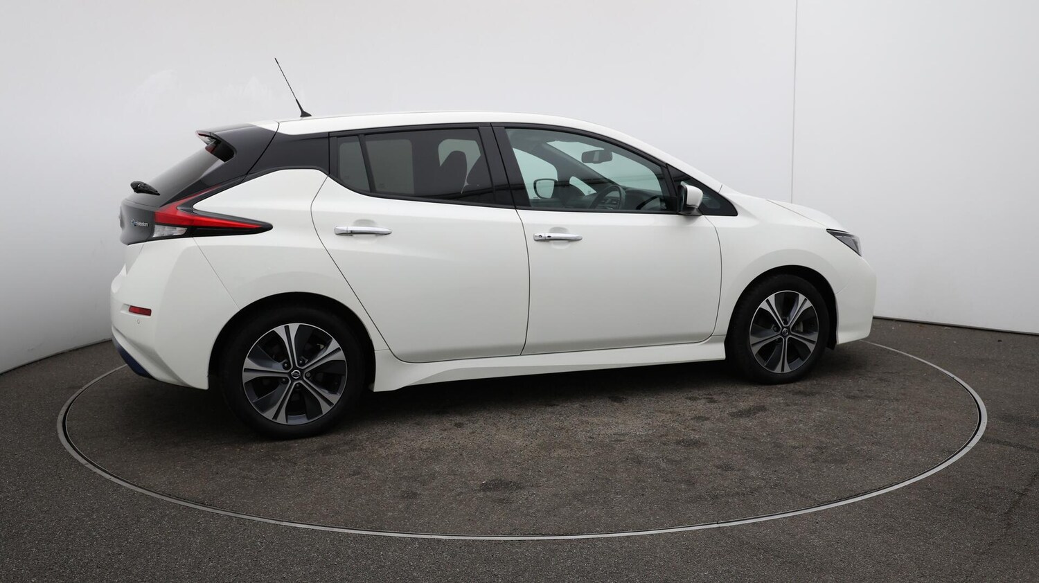 Used Nissan Leaf 2020 for sale - 76071612: Photo 42