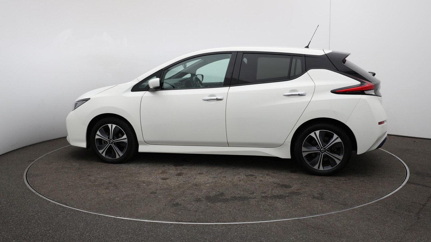 Used Nissan Leaf 2020 for sale - 76071612: Photo 57