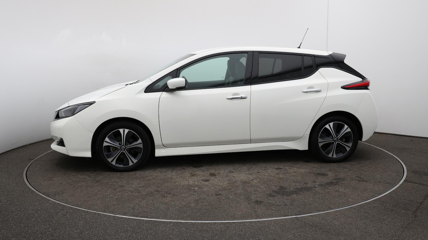 Used Nissan Leaf 2020 for sale - 76071612: Photo 65