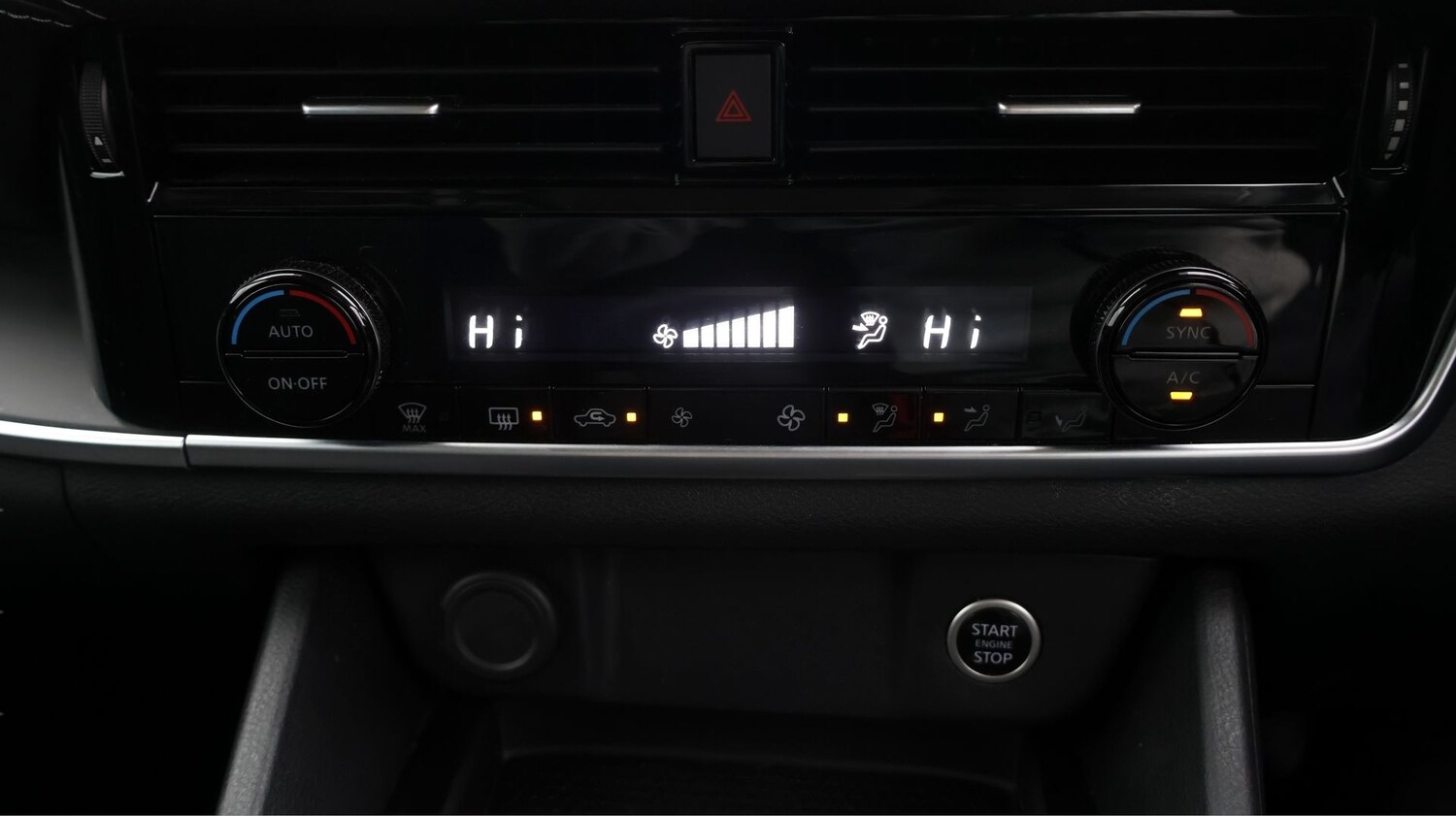 Used Nissan Qashqai for sale - 77675872: Photo 12